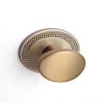 Puxador Beetle Com Base Granada Zen Design - Dourado Matte
