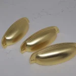Puxador Vintage Concha Pauma-Cor Dourado Escovado 96mm - Imagem 2